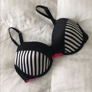 Victoria's Secret Sexy Little Things Push Up Bra